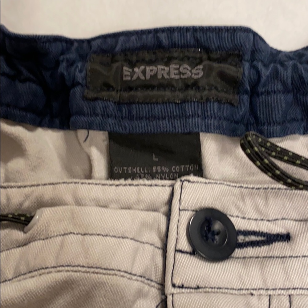 Men’s Shorts - Picture 3 of 5
